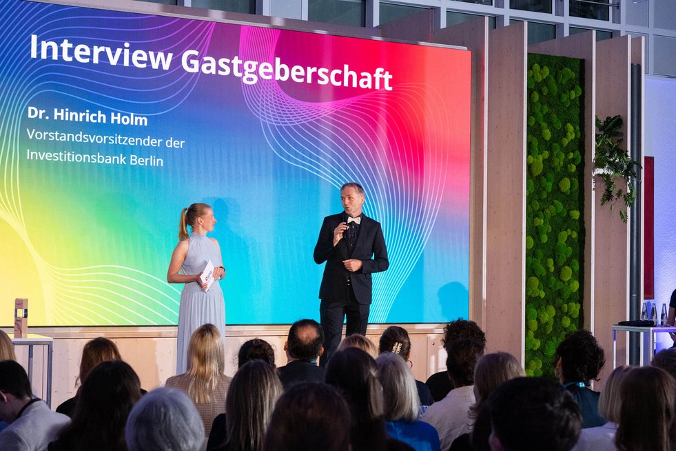 Talk mit IBB-Vorstand Dr. Hinrich Holm